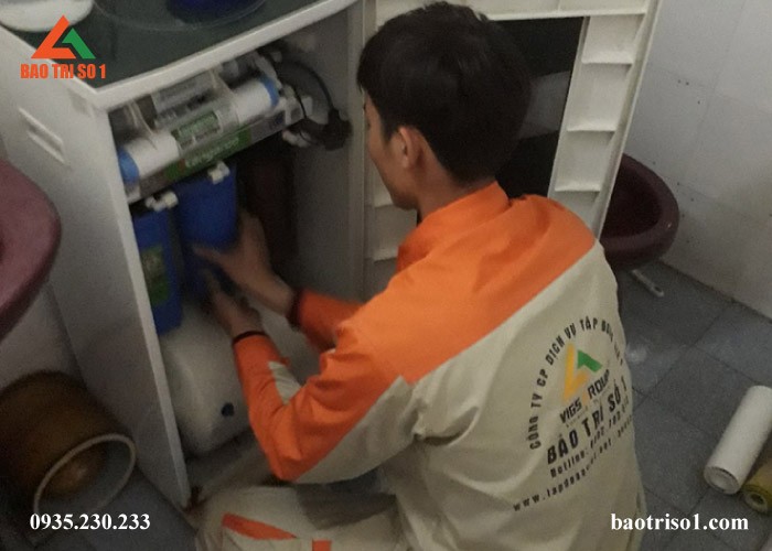 Sửa máy lọc nước bị e tại nhà - Sửa máy lọc nước uy tín