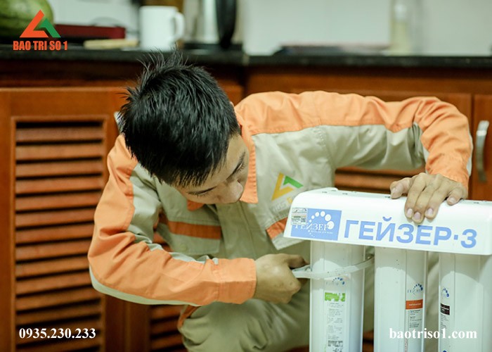 Sửa chữa máy lọc nước RO tại Hà Nội