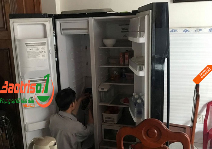 Tủ lạnh nhà khách hàng khu vực Hà Đông ngăn dưới không mát, kỹ thuật tìm hiểu nguyên nhân