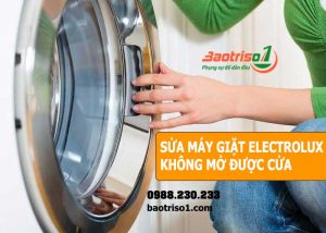 May Giat Electrolux Khong Mo Duoc Cua