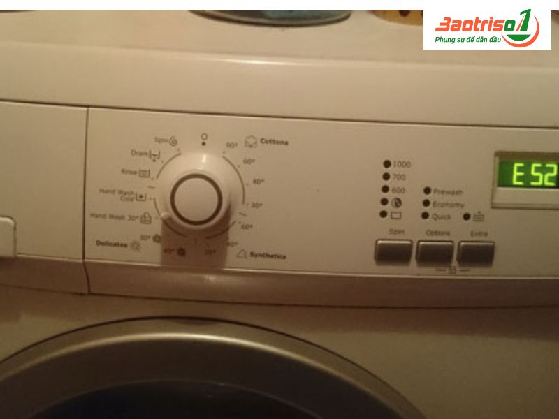 Dấu hiệu máy giặt Electrolux báo lỗi E52