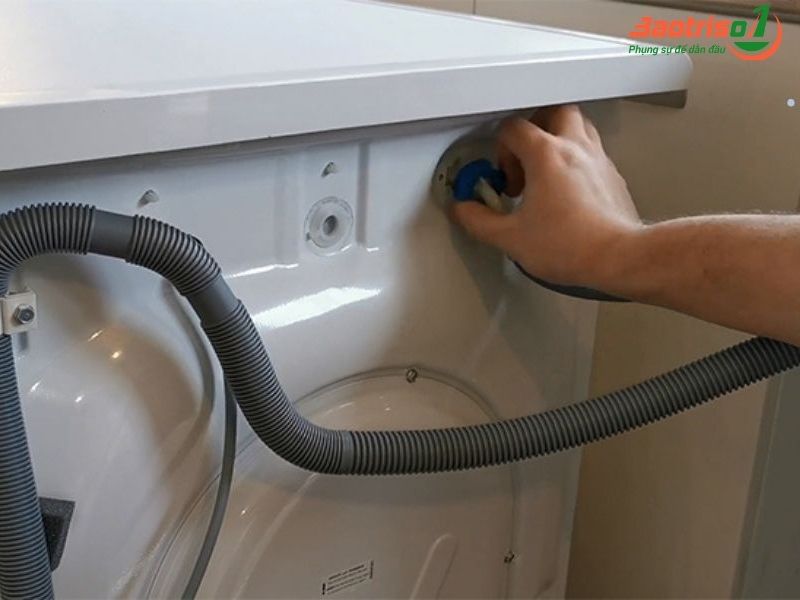 Sửa van cấp nước cho máy giặt