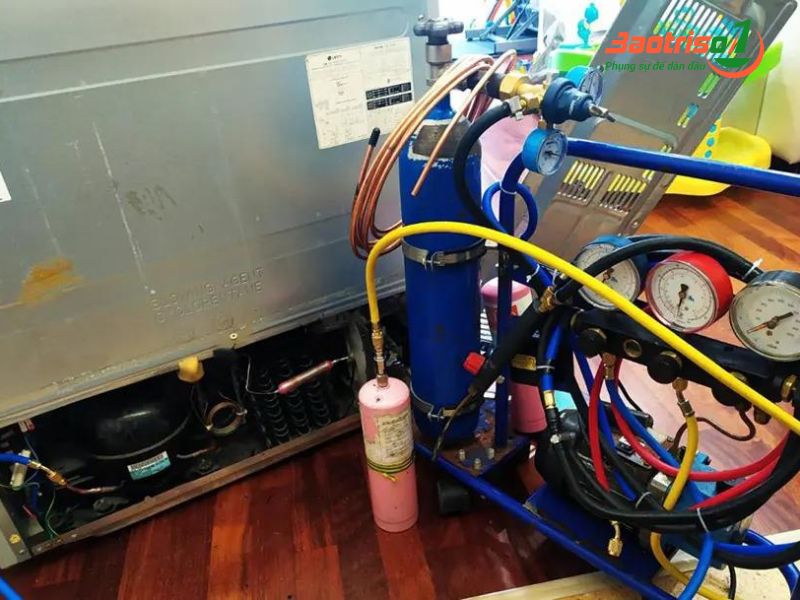 Do tủ lạnh LG bị hết gas