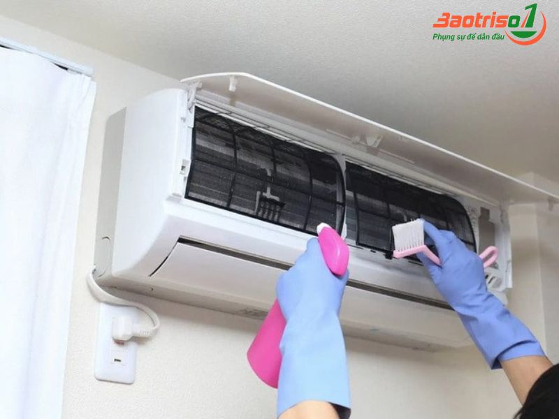 Hướng dẫn cách bảo dưỡng điều hòa Hitachi tại nhà đơn giản