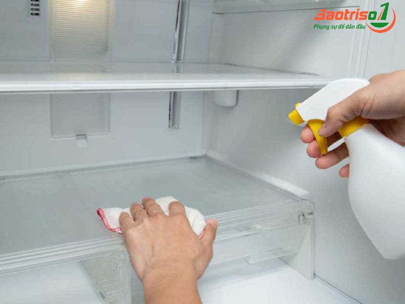 Hướng dẫn vệ sinh tủ lạnh Panasonic các bước chi tiết 